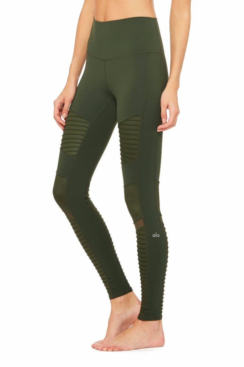 Alo Moto Legging in Hunter, Boutique Palma de Mallorca, Sea Yogi, left side