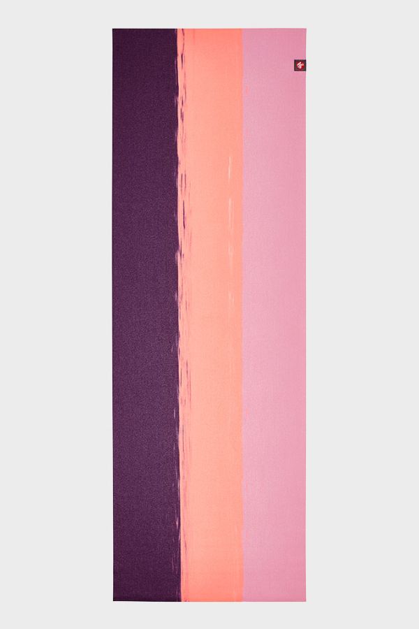 MANDUKA // EKO SUPERLITE TRAVEL YOGA MAT - 1kg - FUCHSIA STRIPE