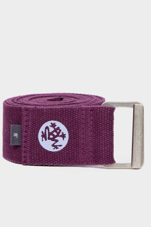 SEA YOGI // Manduka align Yoga Strap in Verve, rolled up