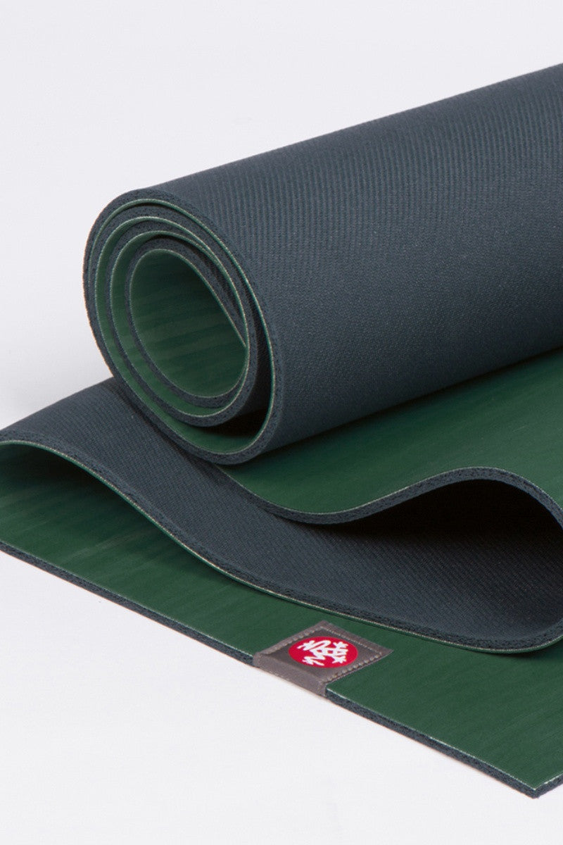 MANDUKA EKOLITE YOGA MAT SAGE STYLE AND CLOSE UP IMAGE